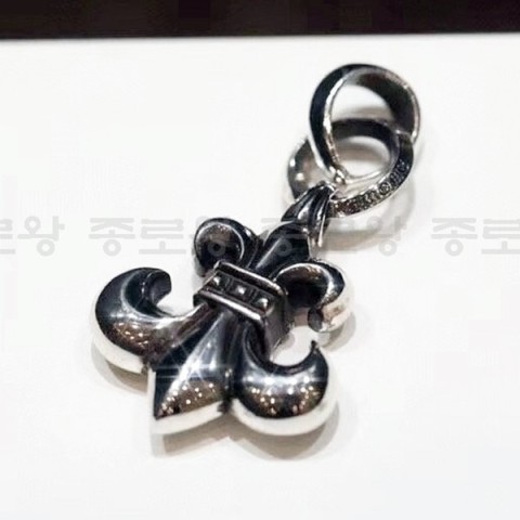 Chrome Hearts 크롬하츠 BS 베일 프레아 L 팬던트