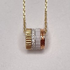 BOUCHERON 부쉐론 콰트로 화이트에디션 스몰 목걸이 18K골드 (모이사나이트셋팅)
