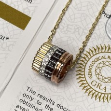 BOUCHERON 부쉐론 콰트로 클래식 스몰 목걸이 18K골드 (모이사나이트셋팅)